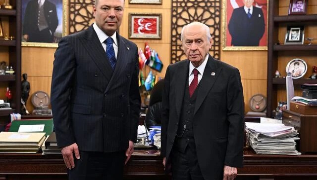 MHP’de İzzet Ulvi Yönter’in yerine Özgür Bayraktar getirildi