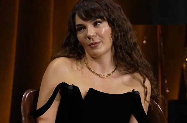 Milli yıldızımızın eşinden olay itiraflar: Bazen kendinden bile ürküyor