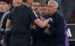 Mourinho derbide fena kızardı! İşte onu delirten kelime