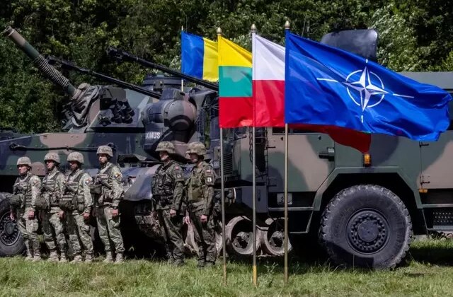 NATO’dan İran’a ateşi harlayacak uyarı: Gözümüz üzerinizde