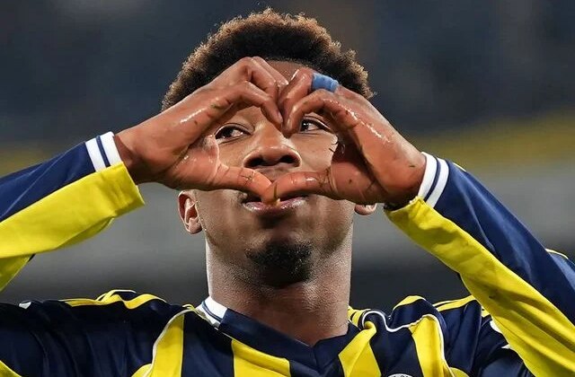 Nene’den Fenerbahçe kariyerinde bir ilk