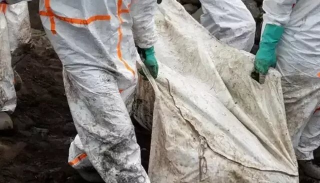 Nijerya’da toplu mezarlarda 105 ceset bulundu