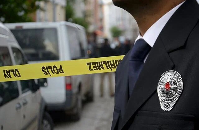 Emekli başkomiser başından vurulmuş halde bulundu