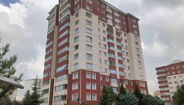 Öğretmen baba ve kızı, karbonmonoksit gazından zehirlenip öldü