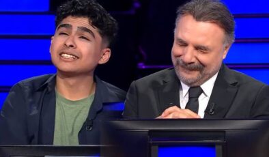 Oktay Kaynarca, berbat sesiyle şarkı söyleyen yarışmacıya dayanamadı