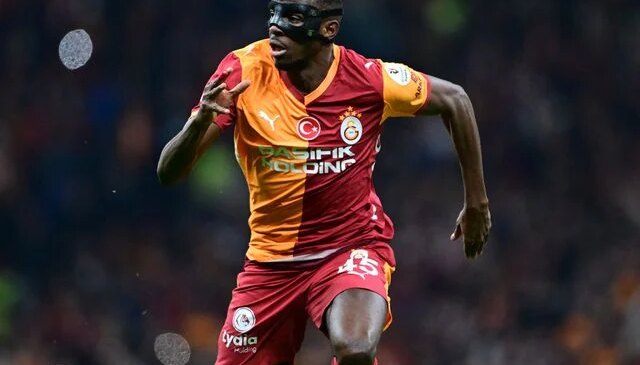 Osimhen’den Galatasaray taraftarını mest eden hareket