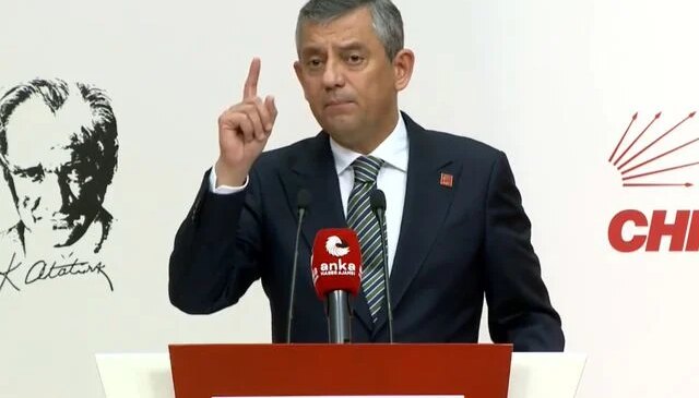 Özgür Özel’den, Mustafa Bozbey’in gözaltına alınması sonrası ilk açıklama