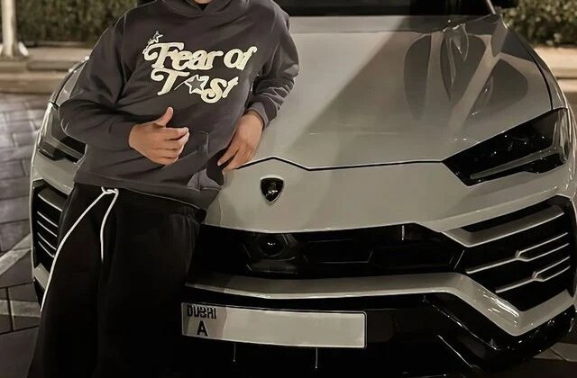 Para var huzur var! 15 yaşında 10 milyonluk arabası oldu