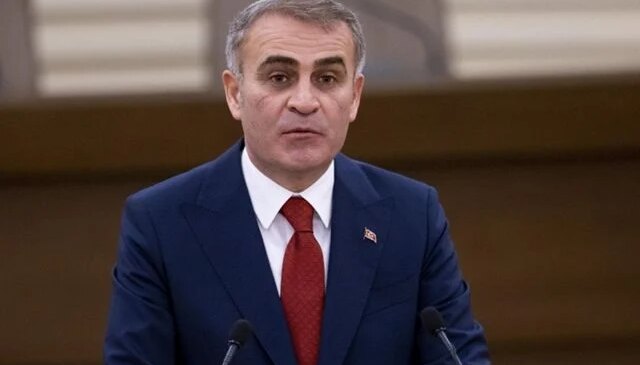 Resmen yürürlükte! Anayasa Mahkemesi Başkanvekilliğine İrfan Fidan seçildi