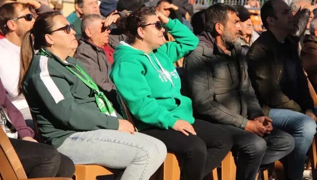 Şampiyonluğa koşuyorlar! Seyirci yasağı bile taraftarı durduramadı