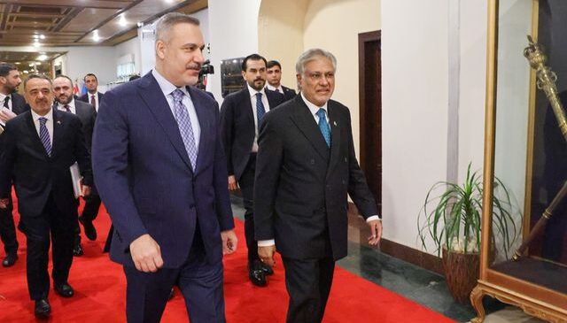 Savaş sürerken Bakan Fidan’dan İslamabad çıkarması