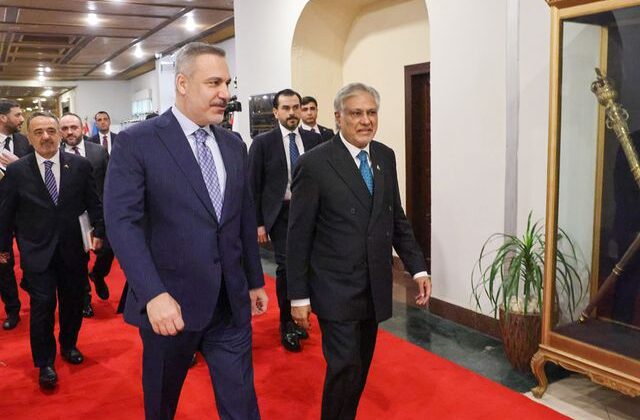 Savaş sürerken Bakan Fidan’dan İslamabad çıkarması