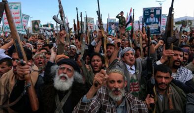 Savaşta yeni cephe açıldı! Husiler’den İsrail’e saldırı