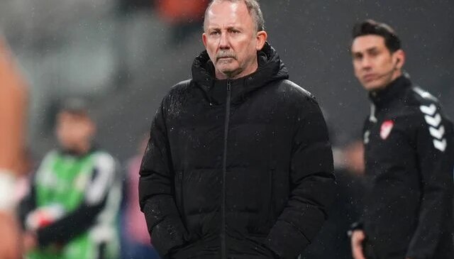 Sergen Yalçın, ’30 gündür oruç tutan tek oyuncu o!’ deyip öğrencisini övdü de övdü