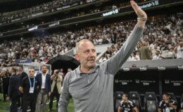 Sergen Yalçın, Trabzonspor’un transfer edemediği Yongwa’yı bedavaya alıyor