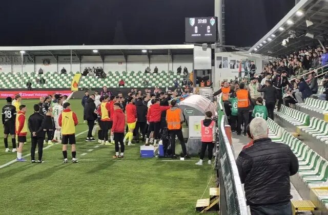 Stattan çıkarılmıştı! Irkçı söylemde bulunduğu iddia edilen taraftarın akıbeti belli oldu