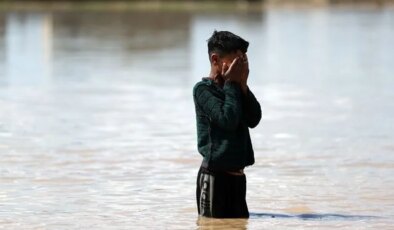 Suriye’nin Haseke vilayetinde meydana gelen sel nedeniyle yüzlerce evi su bastı