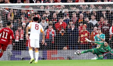 Tam 16 kurtarış! Uğurcan Çakır daha ne yapsın?