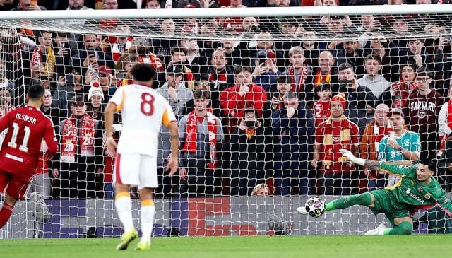 Tam 16 kurtarış! Uğurcan Çakır daha ne yapsın?