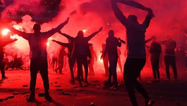 Tarihi ambargo yıkılıyor! 40 sene sonra şampiyonluk el değiştirecek