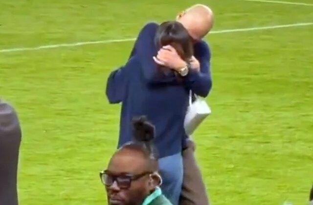 Tarihi maçtan sonra viral olan görüntü