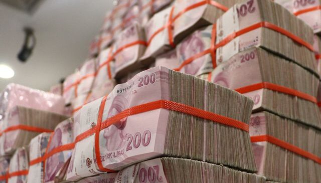 Tek bir kağıtla 60 milyon kazandılar