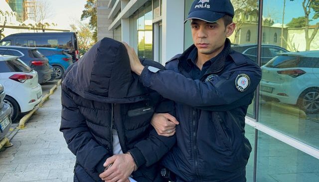 14 yaşındaki kıza cinsel tacizden tutuklandığı sırada kız babası oldu