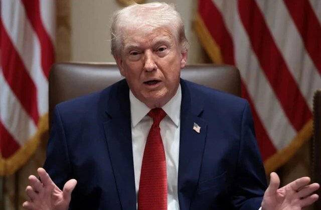 Trump: İran anlaşma yapmak için yalvarıyor