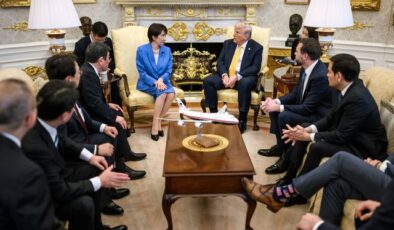 Trump’tan Japonya Başbakanı’nın yanında şok Pearl Harbor çıkışı