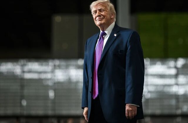 Trump Macron’a not verdi: 10 üzerinden 8