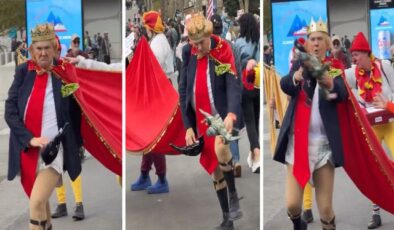 Trump’ın altına bez bağlayıp eline oyuncak verdiler