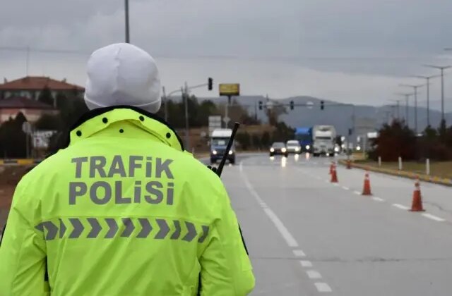 Türkiye’de bir ilk! Trafik tarihi boyunca kesilen en büyük cezayı yedi