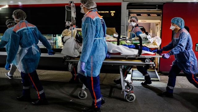 Üniversitede salgın paniği! 2 kişi öldü, 11 kişi hastanede, 30 bin kişiyle iletişime geçildi