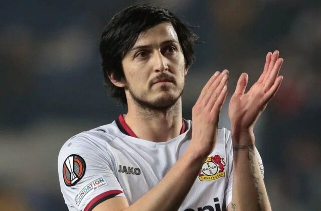 Yaptığı paylaşımın bedeli çok ağır oldu! Yıldız futbolcuya büyük şok