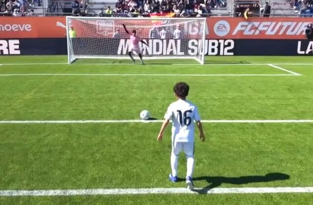 Yaşı ayrı attığı penaltı ayrı olay oldu