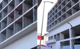 Yazılan cezanın miktarını görünce soluğu binanın tepesinde aldı