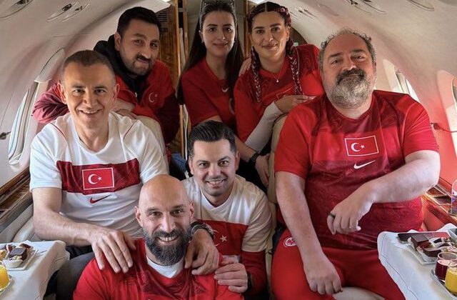 Yemeksepeti’nin kurucusu milli maçı izlemeye özel uçakla gitti