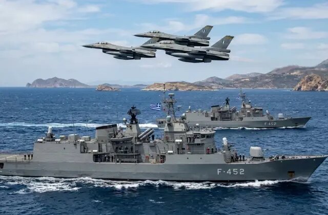 Yunanistan, GKRY’ye 2 fırkateyn ve 2 savaş uçağı gönderecek