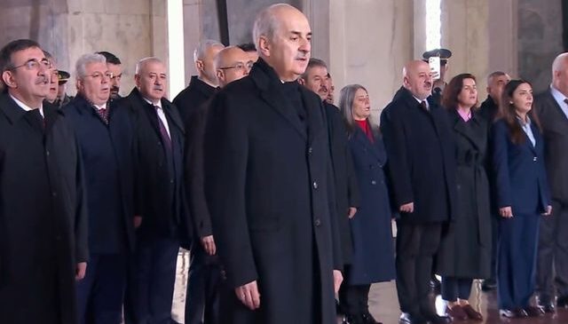 106 yıllık gurur! Devlet erkanı Anıtkabir’i ziyaret etti