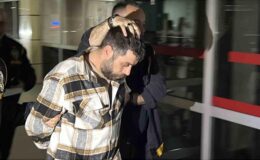 5 yarım altın için yaşlı kadını öldürdü