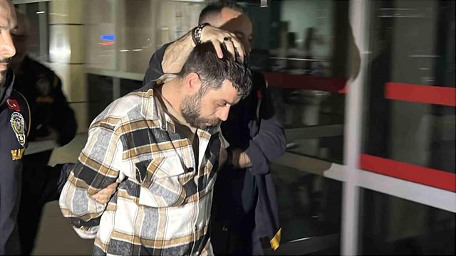 5 yarım altın için yaşlı kadını öldürdü