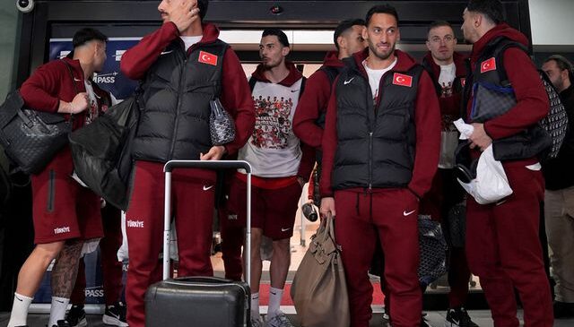 Dünya Kupası biletini alan A Milli Futbol Takımı, İstanbul’a geldi