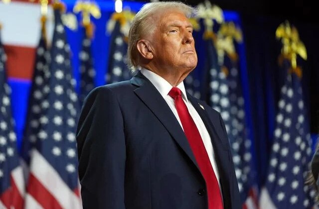 ABD’de ortalama benzin fiyatı 2022’den bu yana ilk kez 4 doların üzerine çıktı