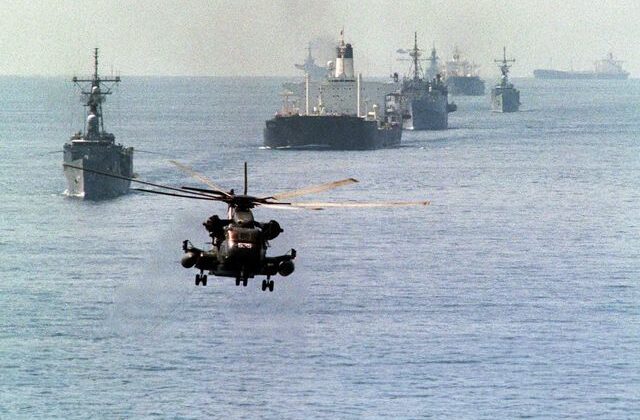 Abluka öncesi Hürmüz’de trafik durdu! Uzmanlardan petrol için 150 dolar uyarısı