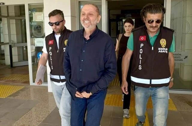 Ahmet Aras’ın danışmanının attığı taciz mesajları ortaya çıktı