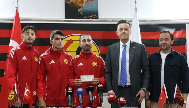 AK Parti Milletvekili Nebi Hatipoğlu’ndan Eskişehirspor’a tarihi prim