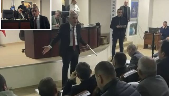 Düzce’de belediye meclisinde gerginlik: Başkan gazetecilerin üzerine yürüdü