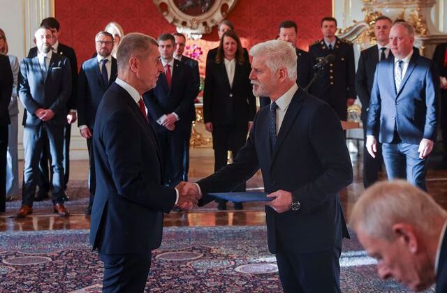 Ankara’daki NATO Zirvesi Çekya’yı karıştırdı: Sen mi gideceksin ben mi?