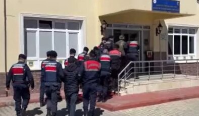 Jandarmadan şok baskın! Doktor ve eczacılar tutuklandı