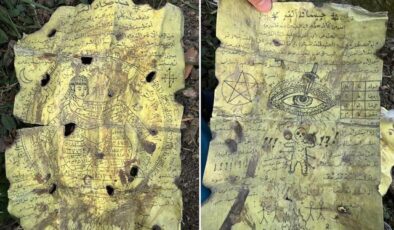 Aracını satarken plakalığın içinde büyü kağıtları buldu